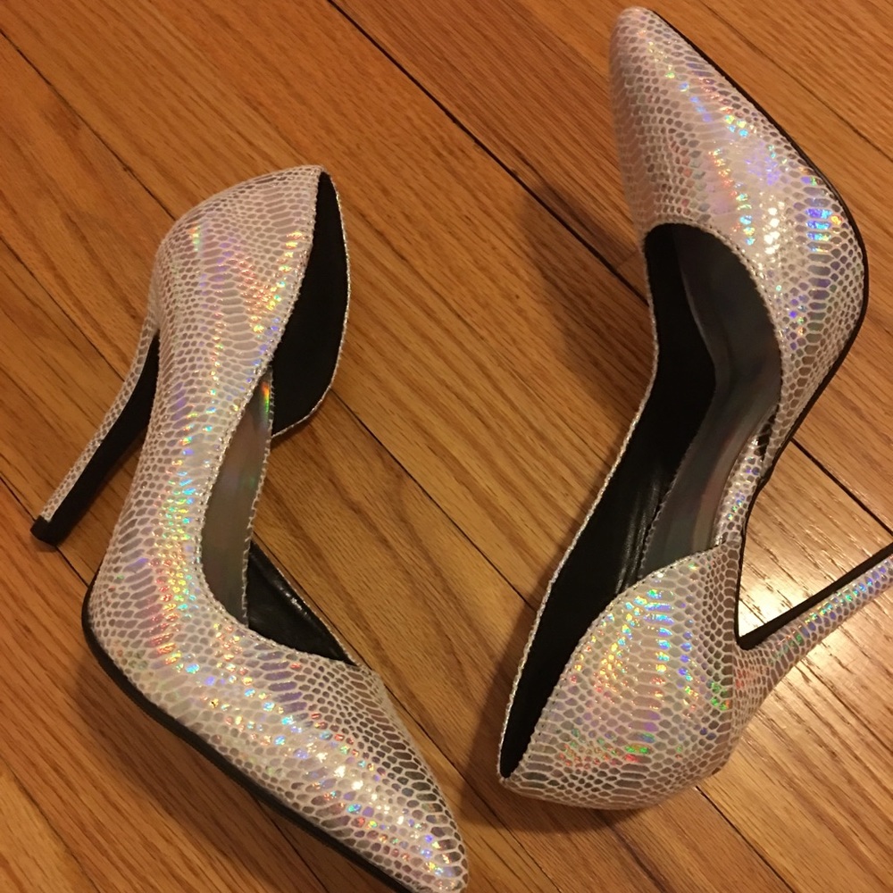 Hologram Heels
